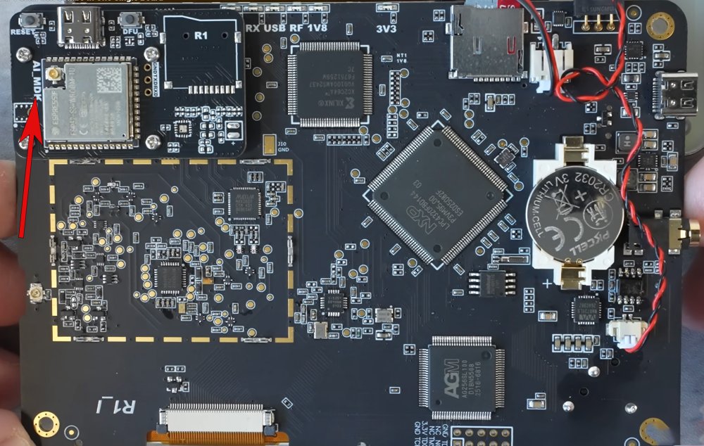 PortaRF: All-in-One HackRF One + PortaPack H4M SDR